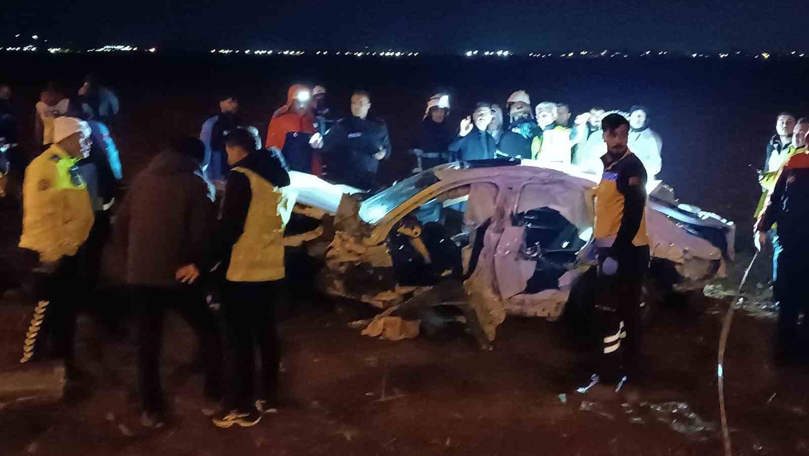 batmanda feci kaza 3 olu 3 yarali 4 ulDQ18WS