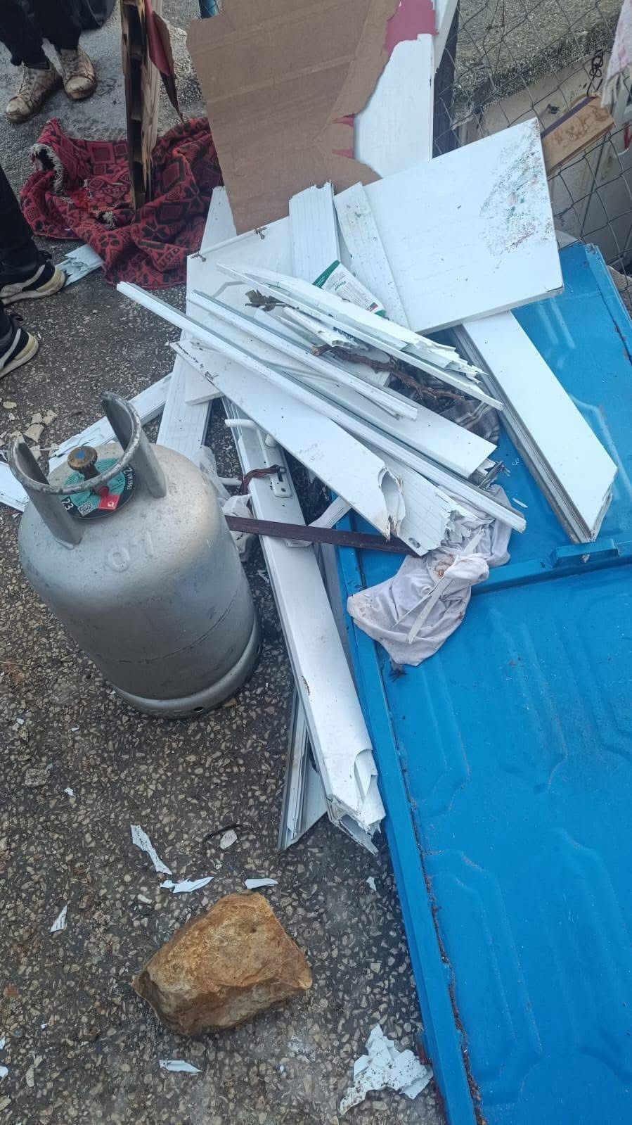 batmanda gaz parlamasi nedeniyle yasli kadin alevlerin arasinda kaldi 0 YLdbjeLk