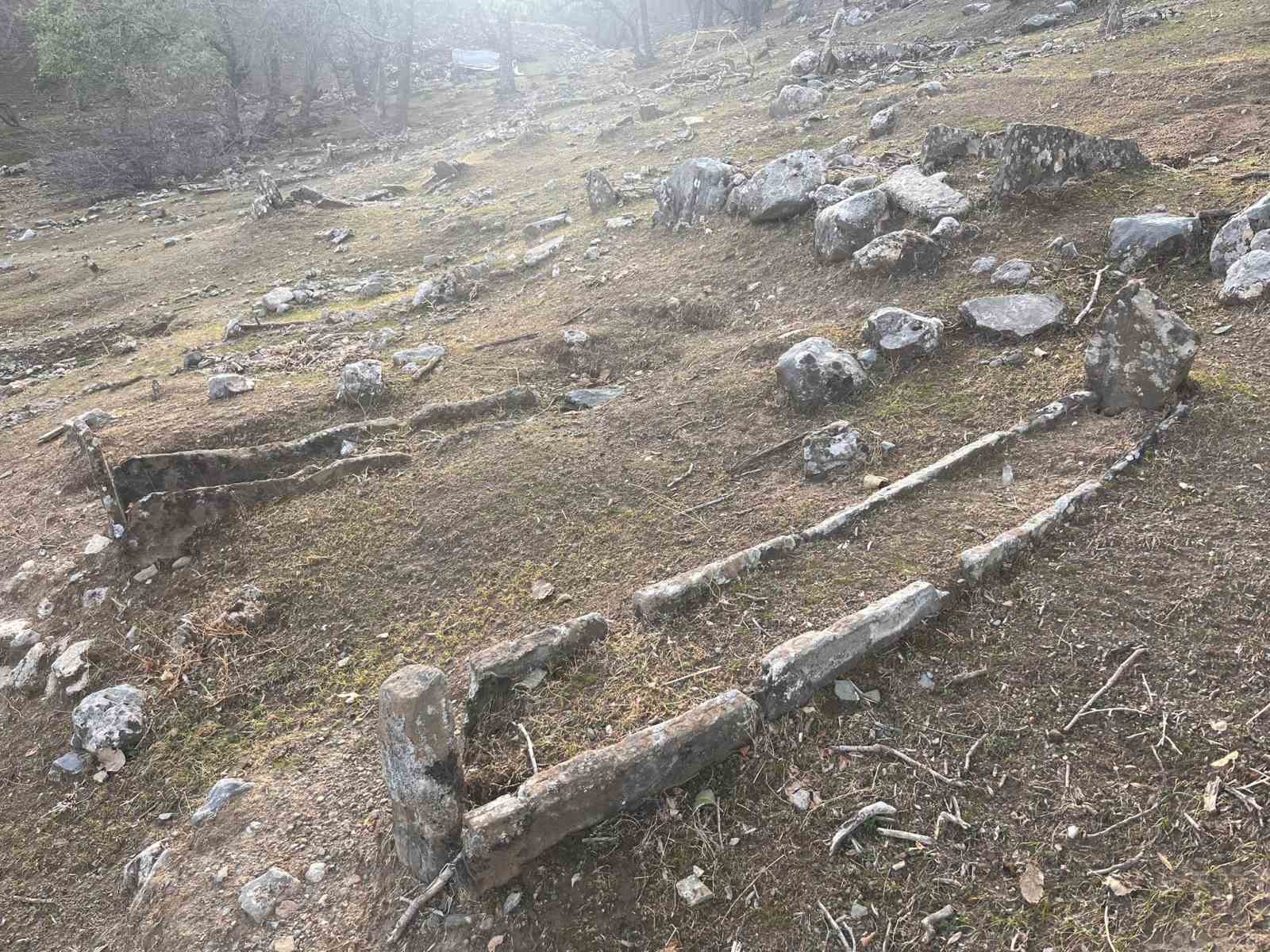 batmanda gomek yaylasinda yeraltinda cami bulundu 13