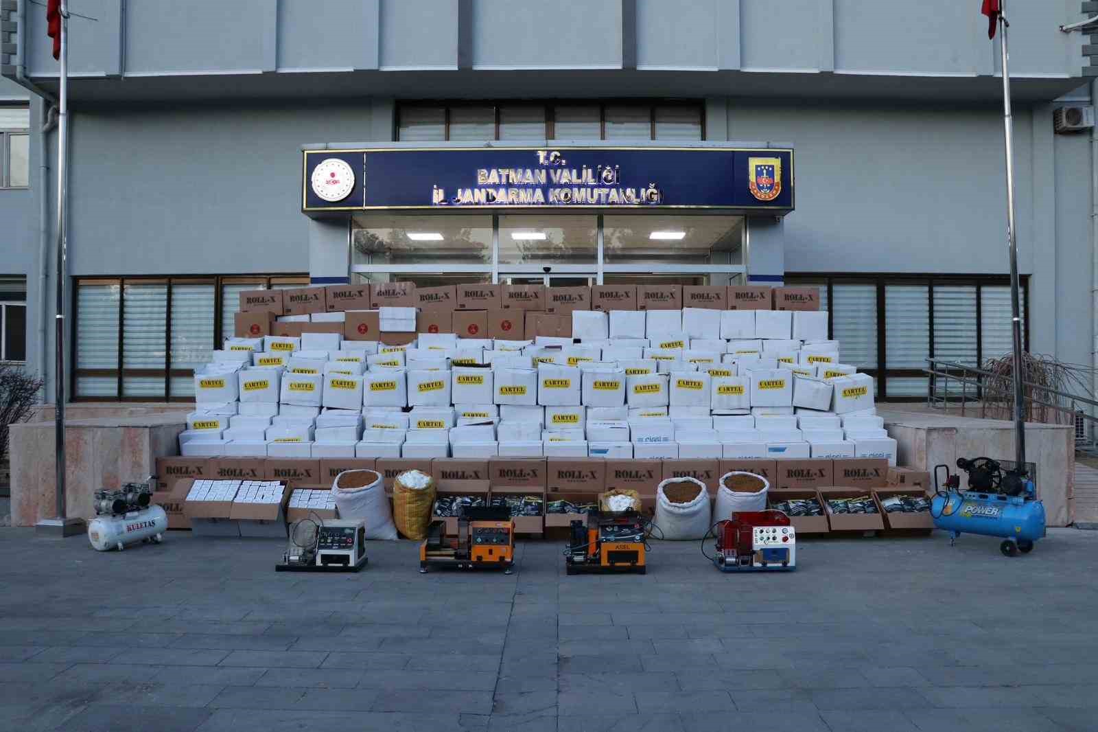 batmanda jandarmadan kacamadi 15 yil hapis cezasi bulunan firari yakalandi 4 gXkENyZh