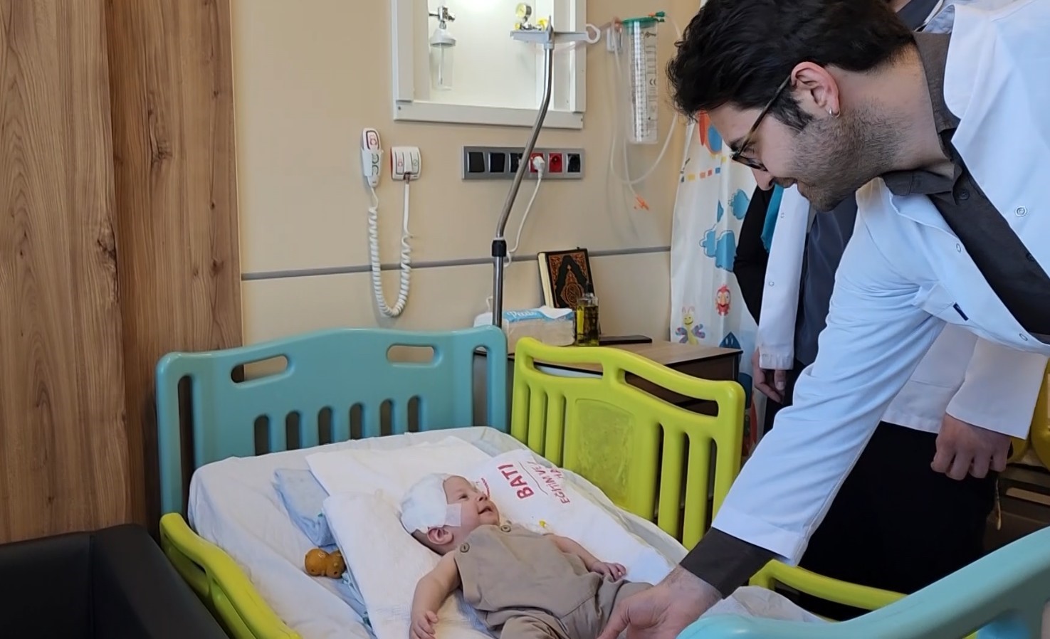 batmanda kraniyosinostoz teshisi konulan 5 aylik bebek 3 saatlik ameliyatla sagligina kavustu 4 Hgb62zLM