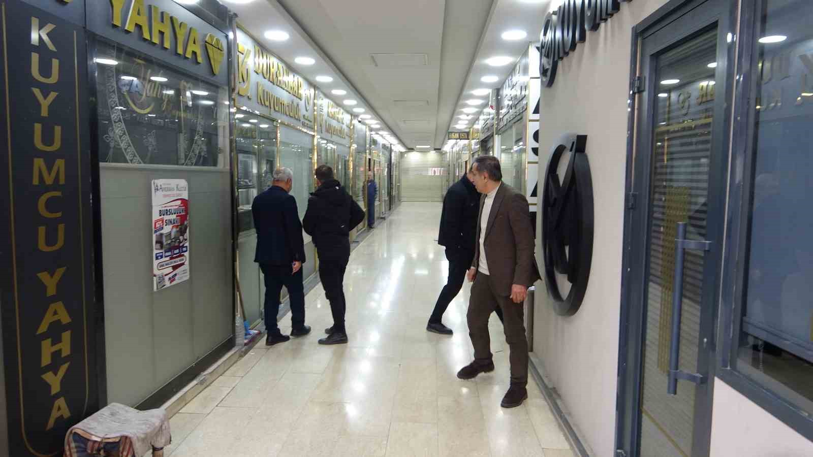 batmanda kuyumcu soygunu ardindan esnaf kepenk kapatti 1