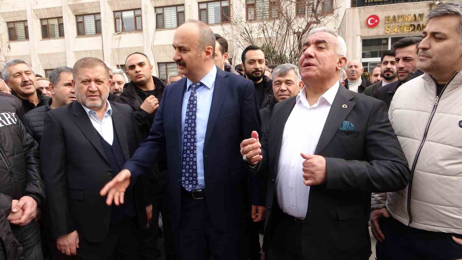 batmanda kuyumcu soygunu ardindan esnaf kepenk kapatti 3 jBY7YJzn
