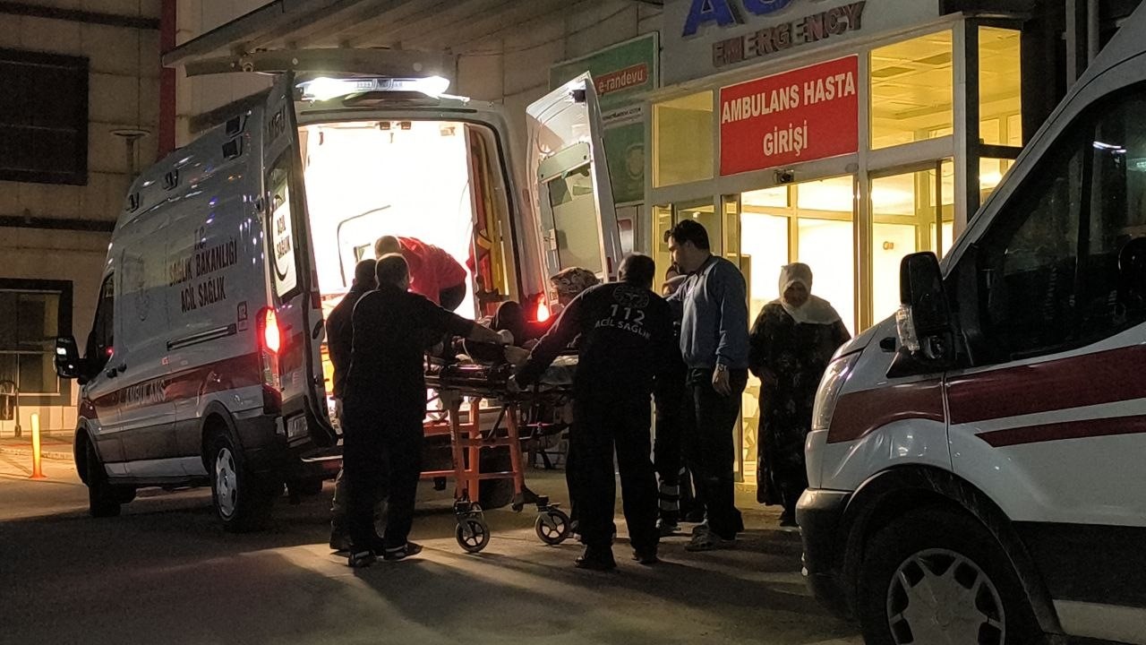 batmanda ot yedikten sonra ilac icen genc zehirlendi 1 Vh75rWRN