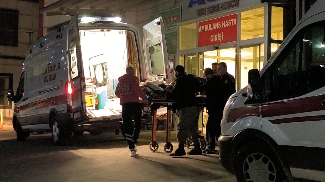 batmanda ot yedikten sonra ilac icen genc zehirlendi 3 UWZAkFXm