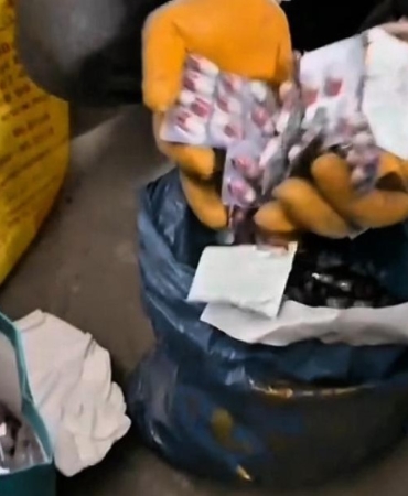 batmanda-oto-lastiklerinin-icinde-yuzlerce-uyusturucu-hap-ele-gecirildi-xf7fuhPY.jpg