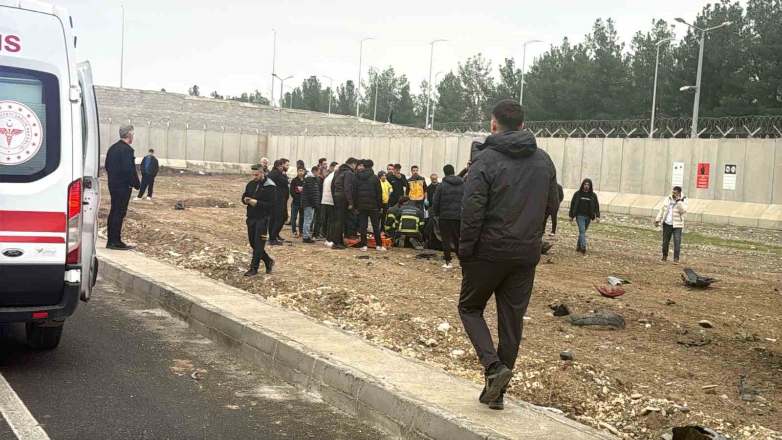 batmanda otomobil takla atti 2 yarali 1 uHer7tYO