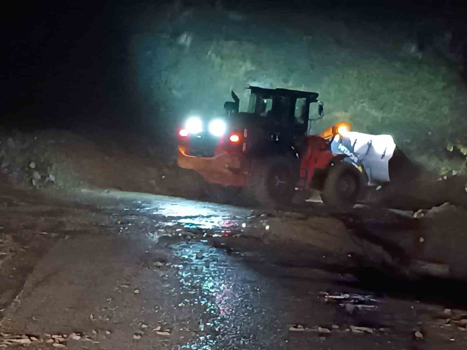 batmanda saganak heyelana neden oldu 7 gBqJEa26