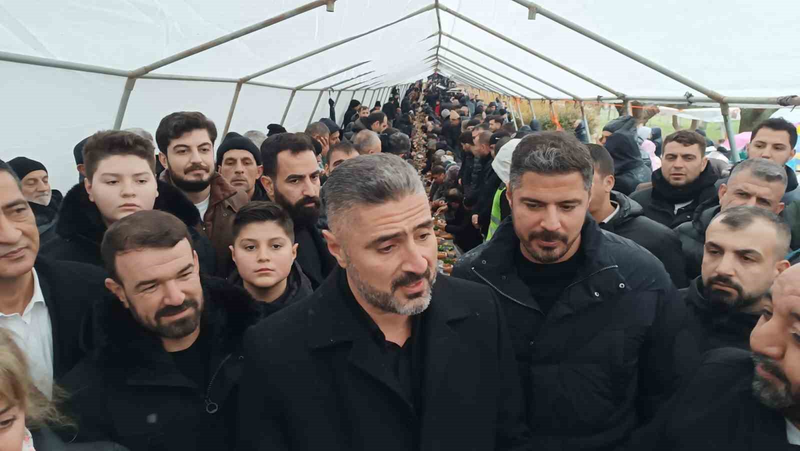 Batman’da şeyh Süleyman Bağdu, vefatının 20. yılında binlerce kişi tarafından anıldı 6 batmanda seyh suleyman bagdu vefatinin 20 yilinda binlerce kisi tarafindan anildi 2 jBZbK4lk