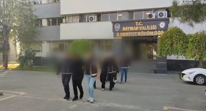 batmanda tefecilik ve is yeri kursunlama operasyonu 2 tutuklama 1 eWFZKtpE
