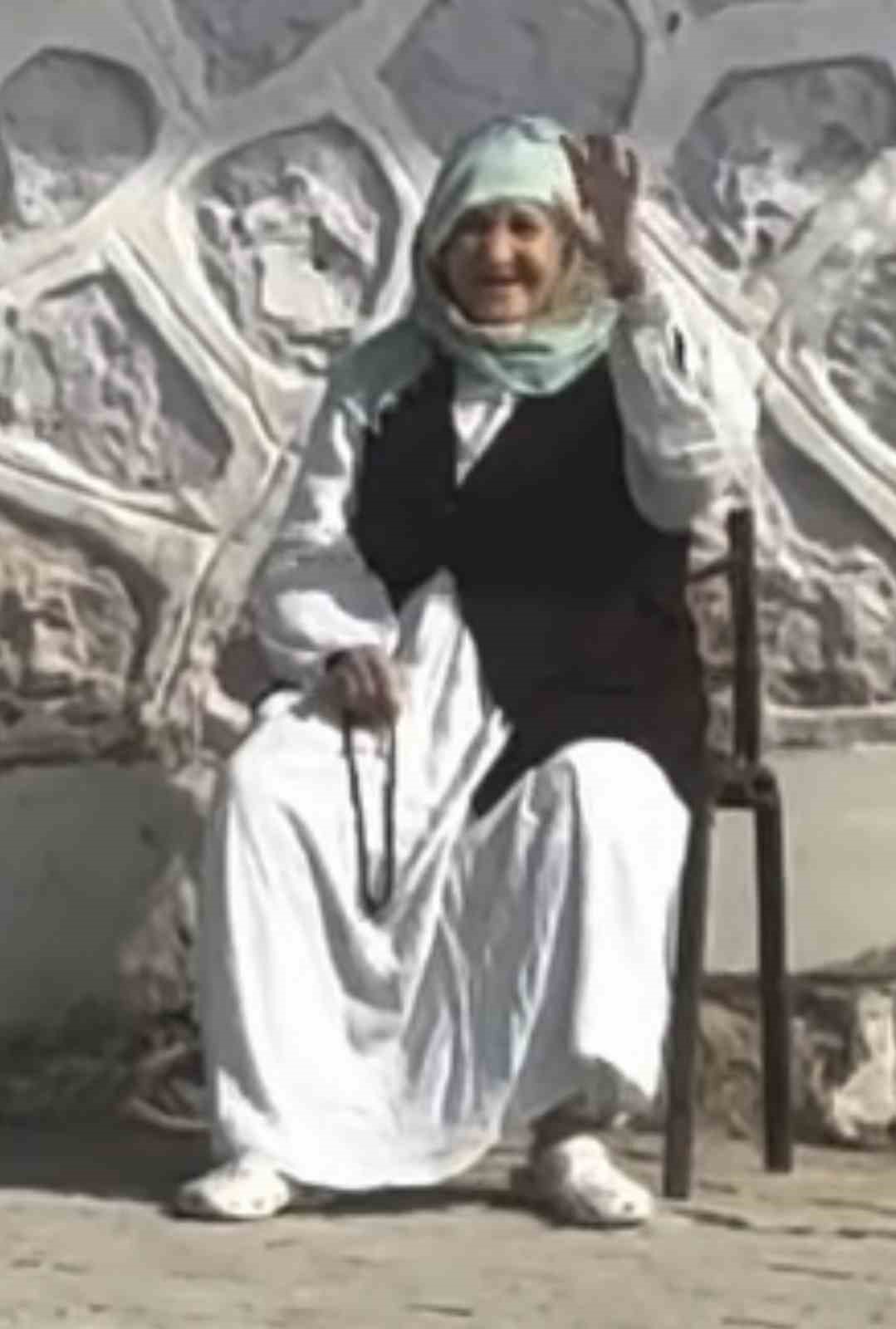 batmanda tupten sizan gazdan zehirlenen yasli kadin hayatini kaybetti esi yogun bakimda 1