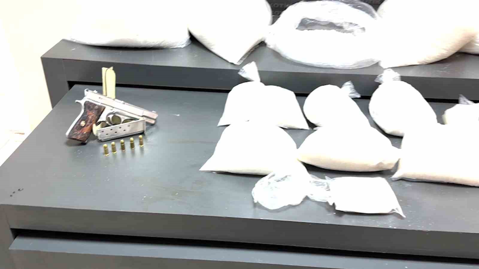 batmanda uyusturucu operasyonu 50 kilo metamfetamin ele gecirildi 2 UHReLa6B