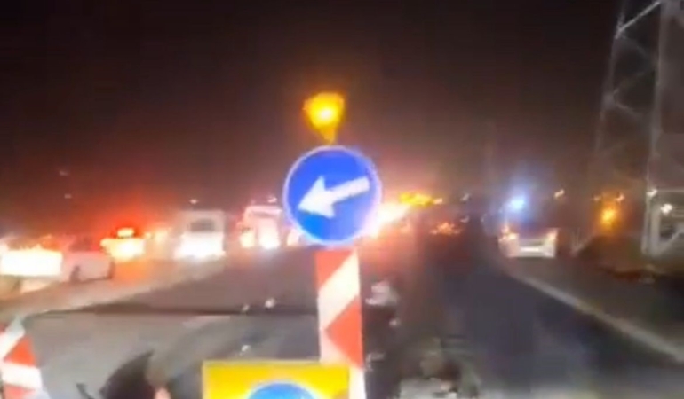 batmanda-yapimi-devam-eden-yolda-trafik-kazalari-7-yarali-lHD5b49A.jpg