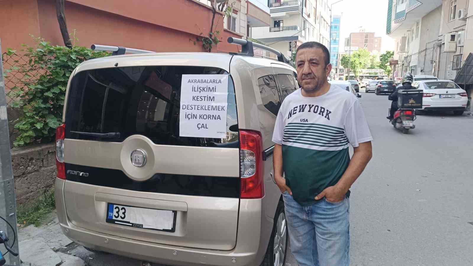 batmanli esnaf aracina astigi yaziyla dikkat cekti akrabalarimla iliskimi kestim 1 XUE8MLi3