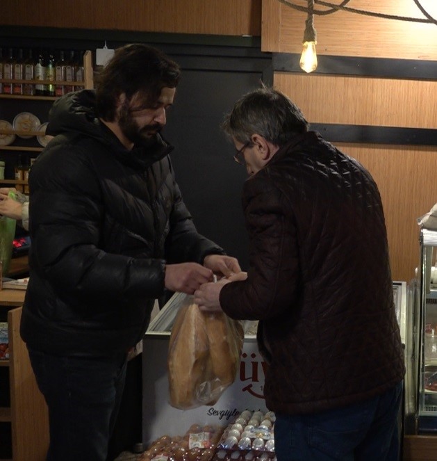 bayat ekmek fiyatina sicak ekmek mahalle esnafindan emsal davranis 10 ReKZAfHS