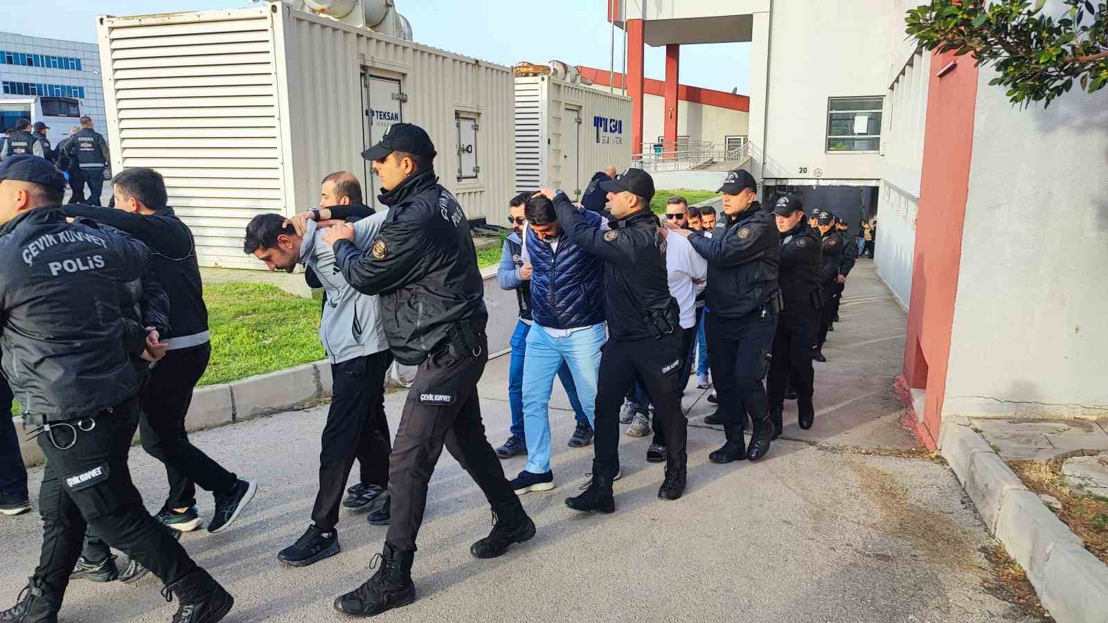 baygaralar suc orgutune yonelik operasyonda gozaltina alinan 287 supheli adliyeye sevk edildi 0 O2f1TRkt