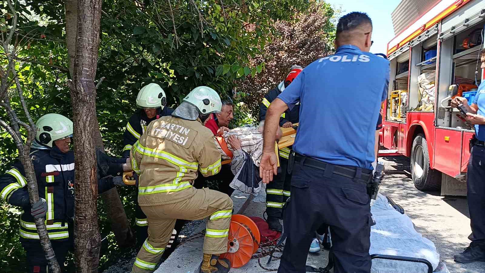 Baygınlık geçiren yaşlı adam çalılıklara düştü 6 bayginlik geciren yasli adam caliliklara dustu 2 isQY7G5l