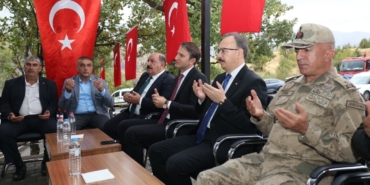 baykanda-derince-koyu-sehitleri-dualarla-anildi-mvSCAXAO.jpg