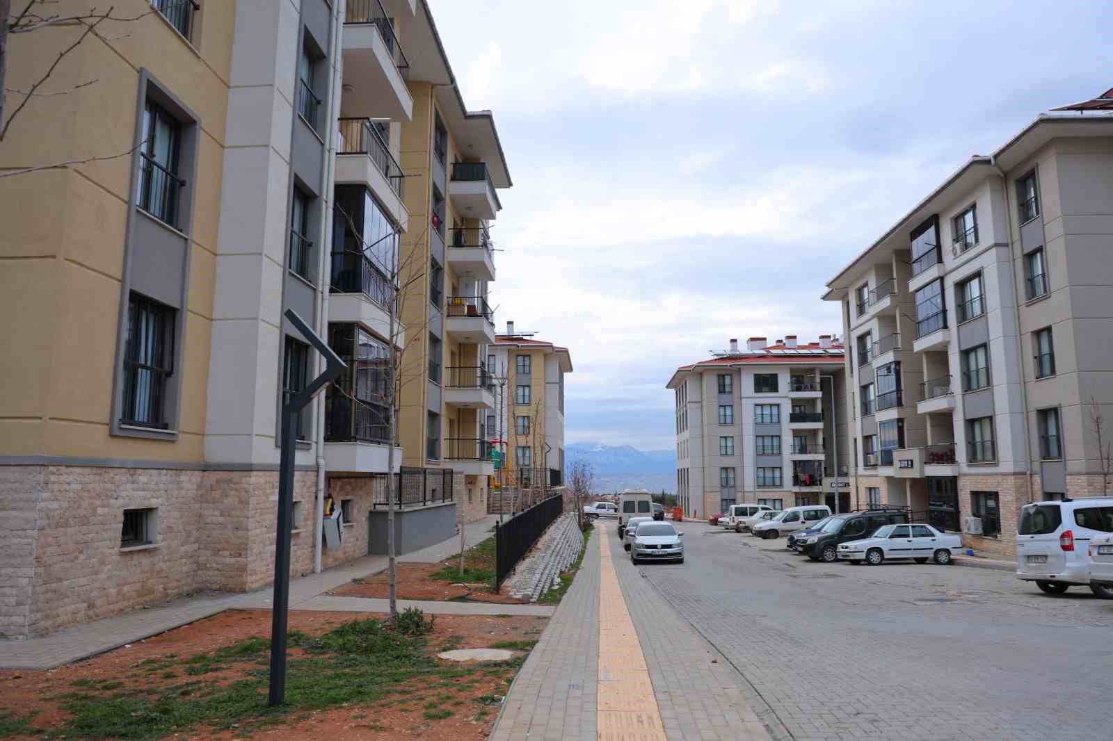 baykardan depremzedelere kalici destek depremzedelerin yuzu guluyor 3 zP55VezD