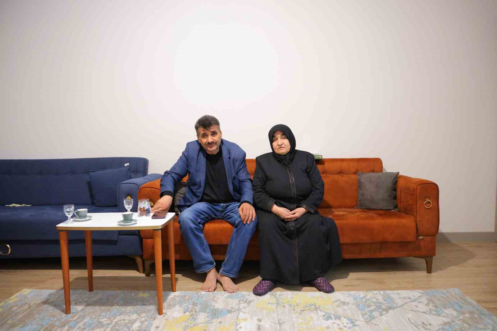 baykardan depremzedelere kalici destek depremzedelerin yuzu guluyor 8 m7dS4drR