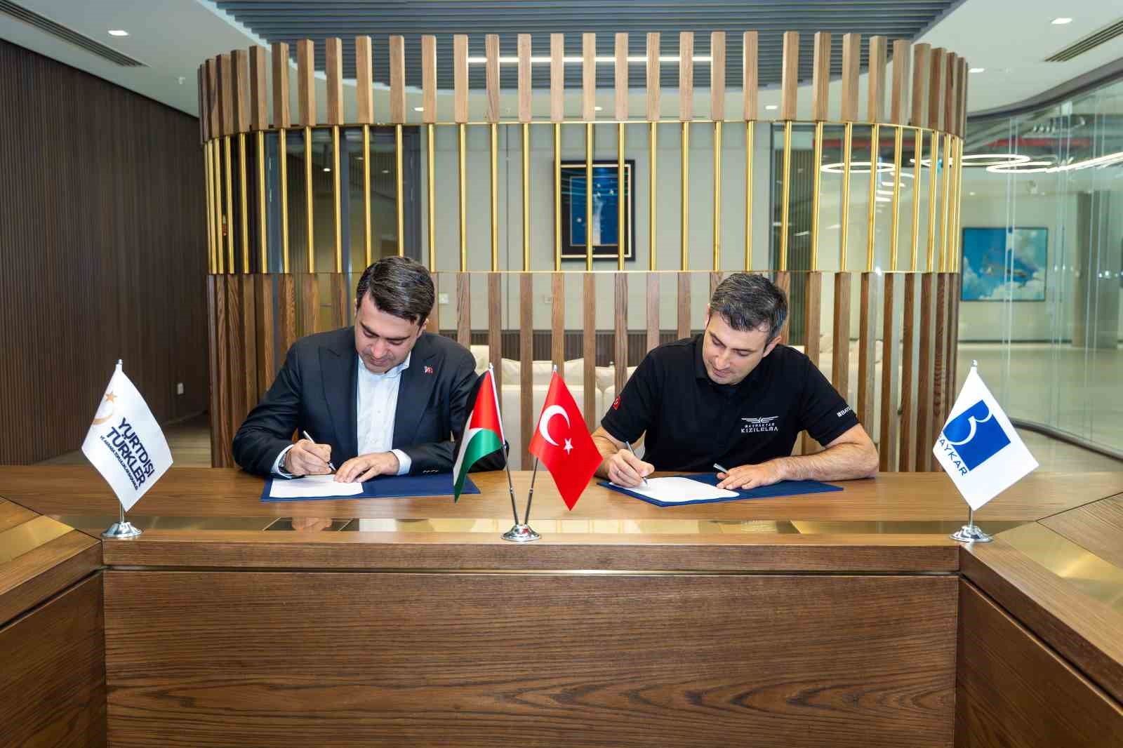 baykardan filistinli ogrencilere egitim destegi 2 ZOpsrPBR