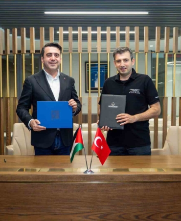 baykardan-filistinli-ogrencilere-egitim-destegi-7HI6Lqmr.jpg