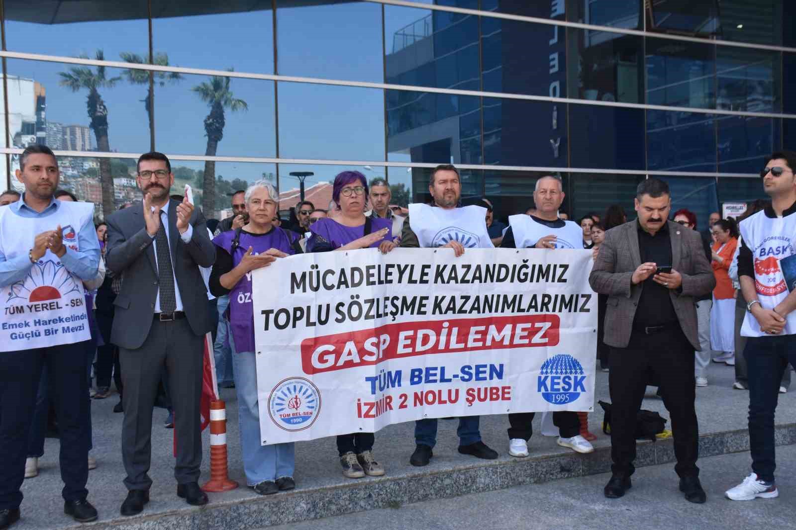 bayrakli belediyesinde memurlarin hak arayisi suruyor 2 TqTTGlNG