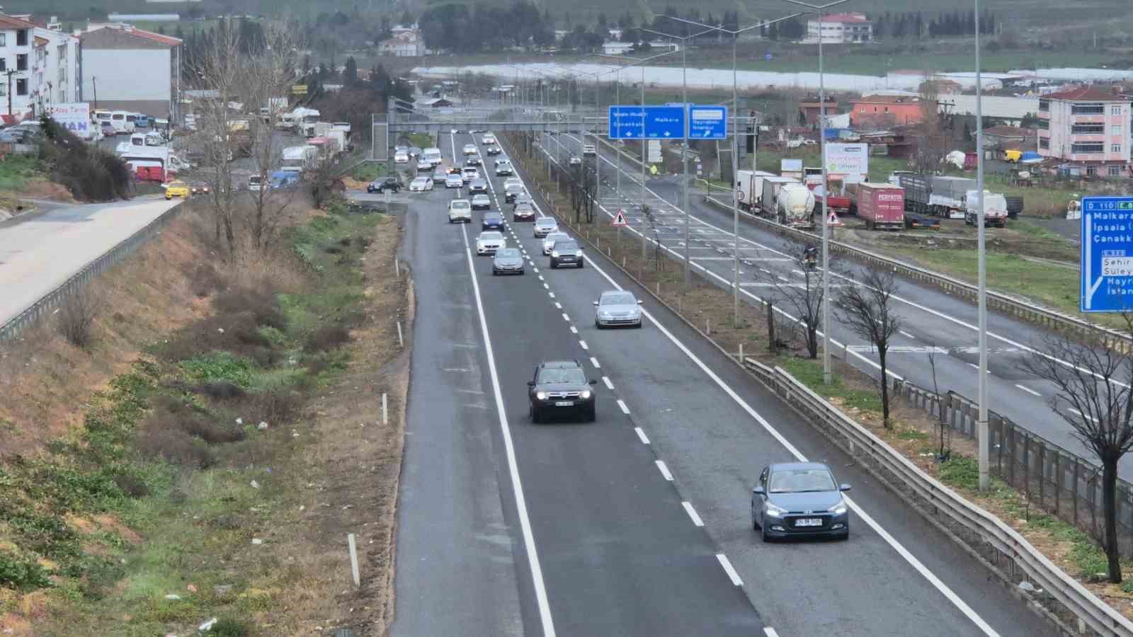 bayram donusu tekirdag istanbul yolunda yogunluk 2 TLCrS2Pq