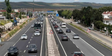 bayram-donusunde-tekirdag-istanbul-yolunda-yogunluk-ru8rG7ad.jpg