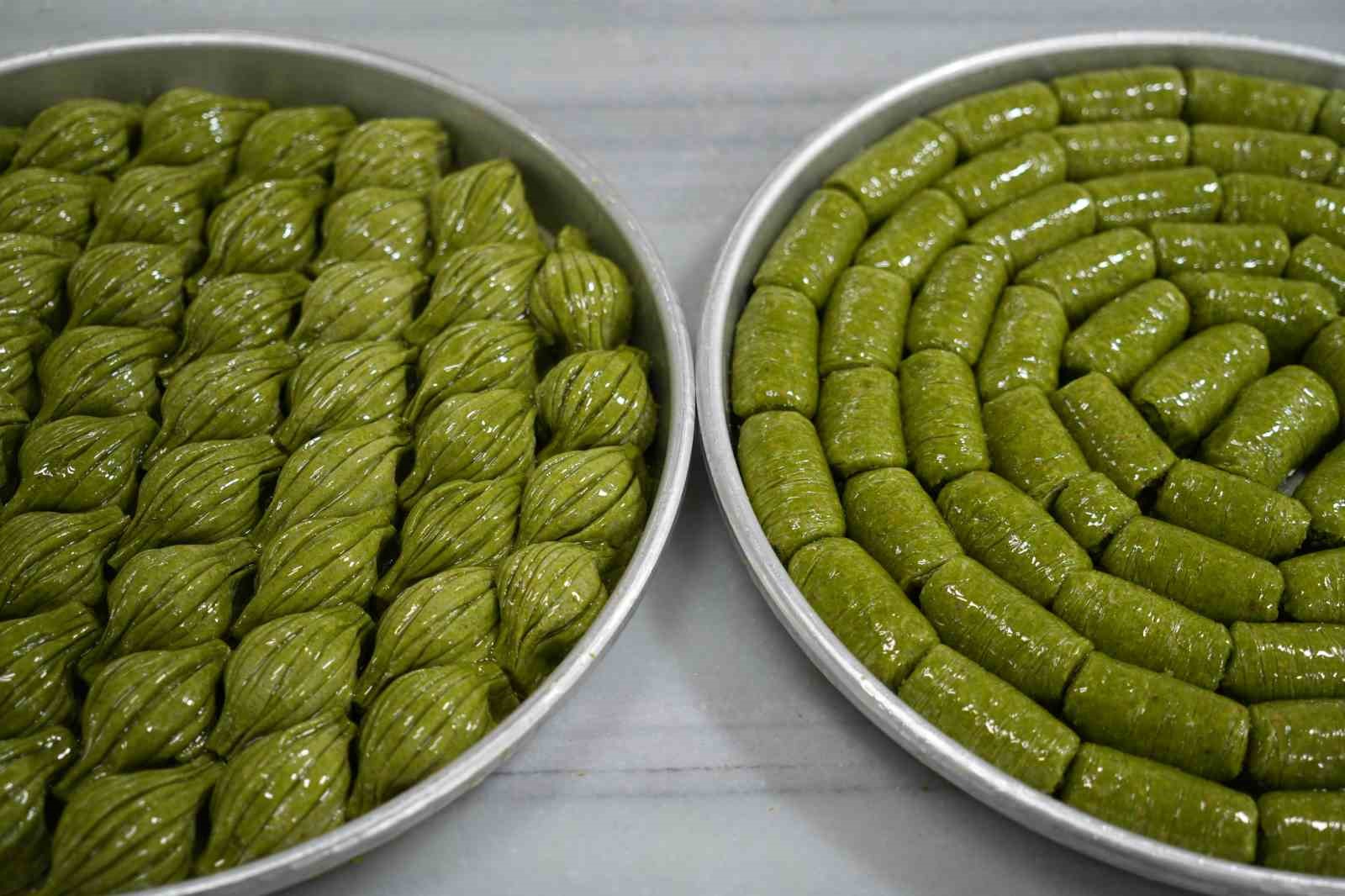 bayram oncesi gaziantepte baklava mesaisi 13 KCRq5RG8
