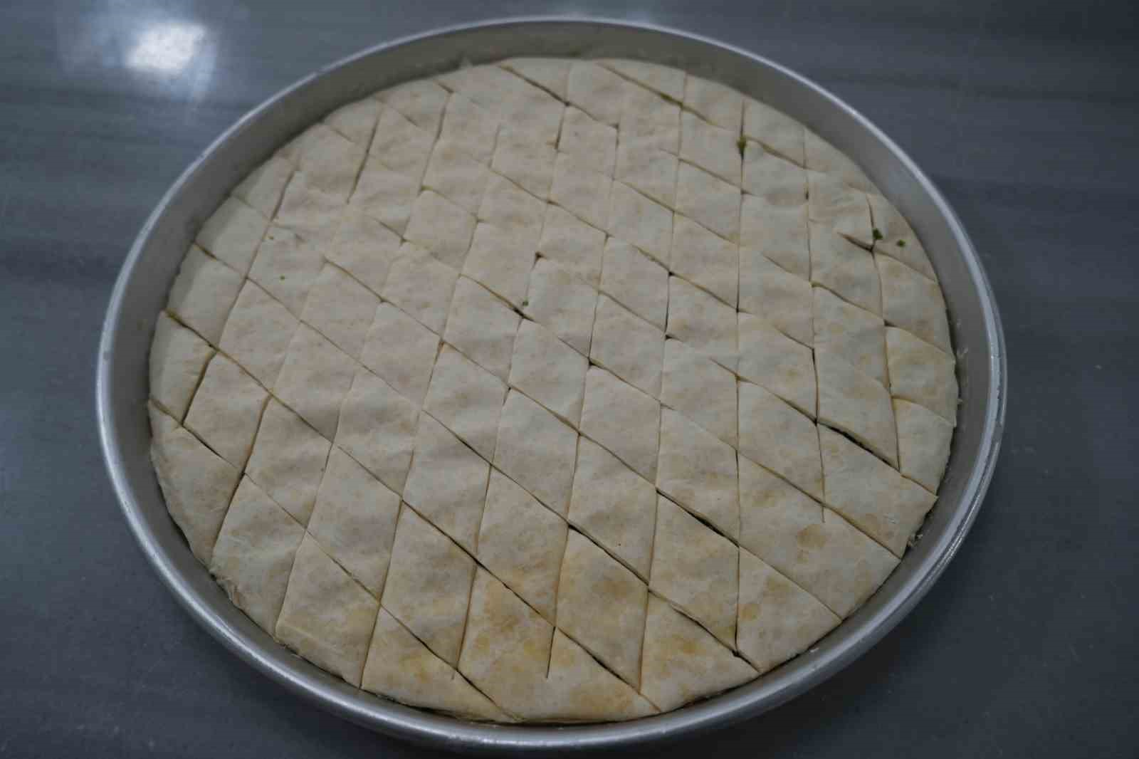 bayram oncesi gaziantepte baklava mesaisi 7 DJhn6W1i