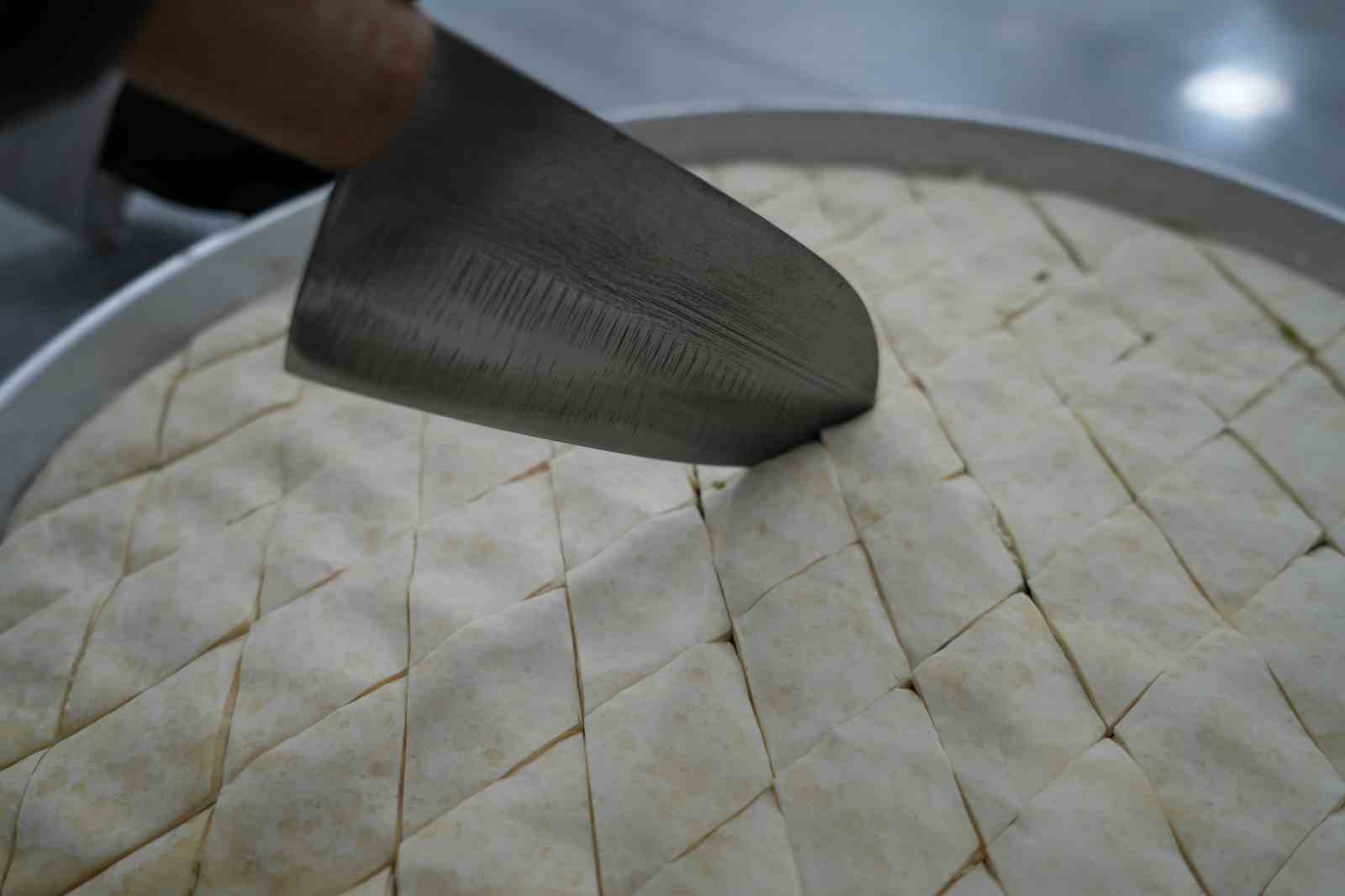 bayram oncesi gaziantepte baklava mesaisi 8 pa4GNykU