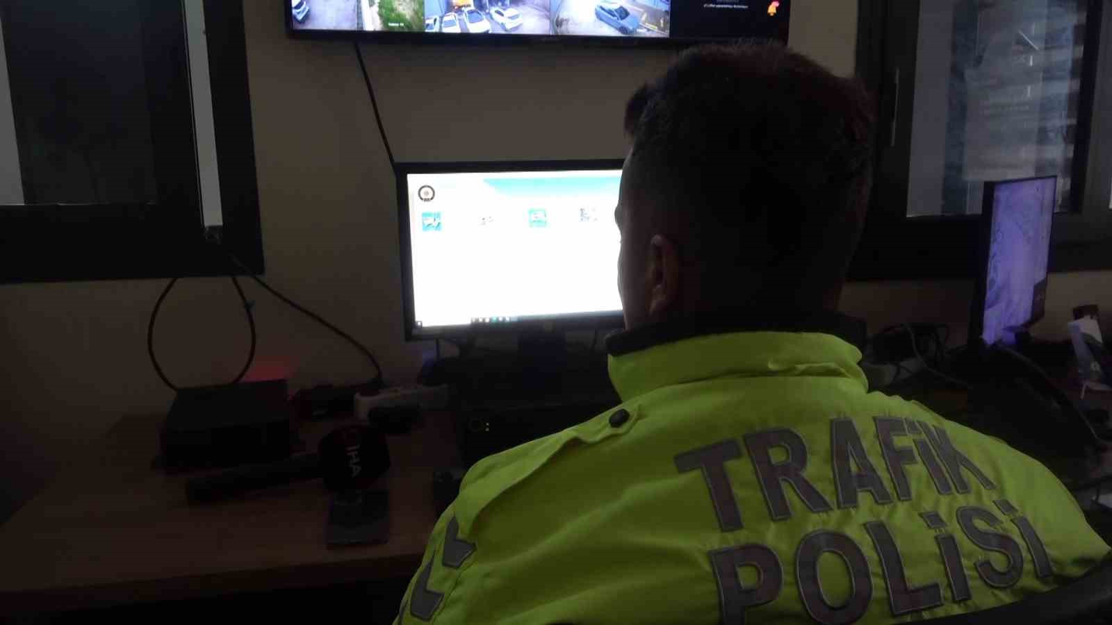 bayram oncesi trafikte kirmizi isik denetimi kural ihlali yapanlar kamerayla tespit edilip telefonla arandi BeF9hi45