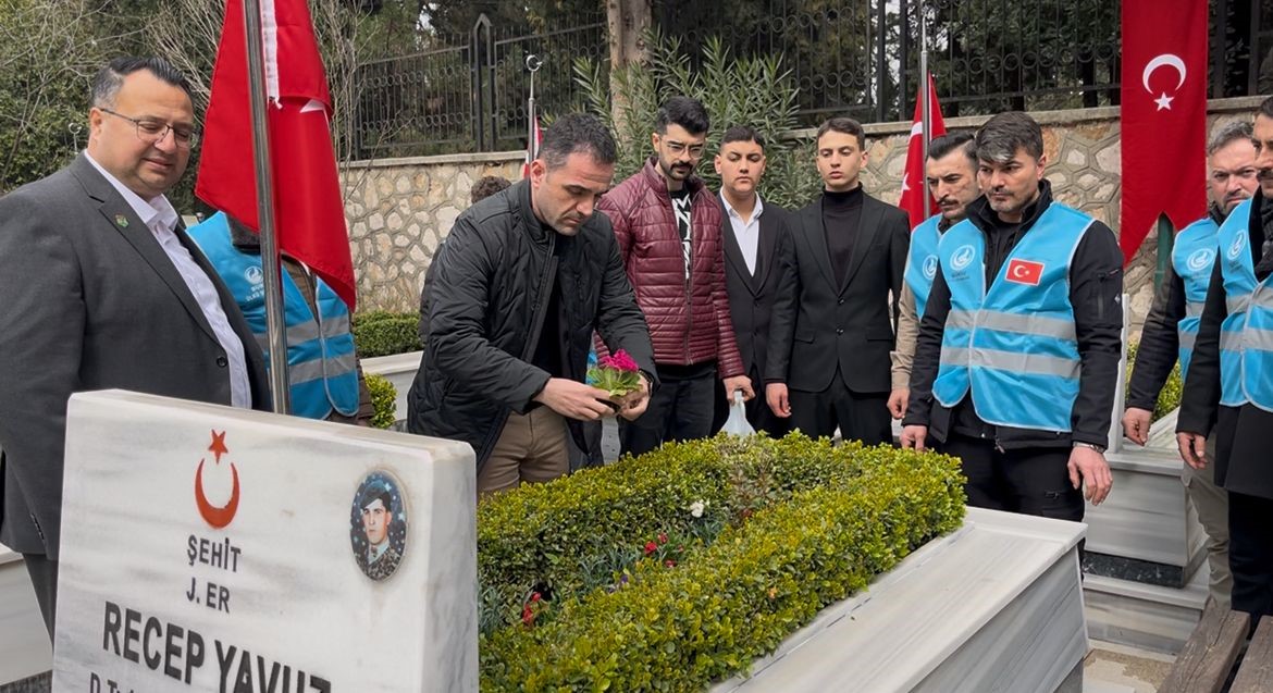 bayram oncesinde sehitler unutulmadi 2 YCAWDB1Z