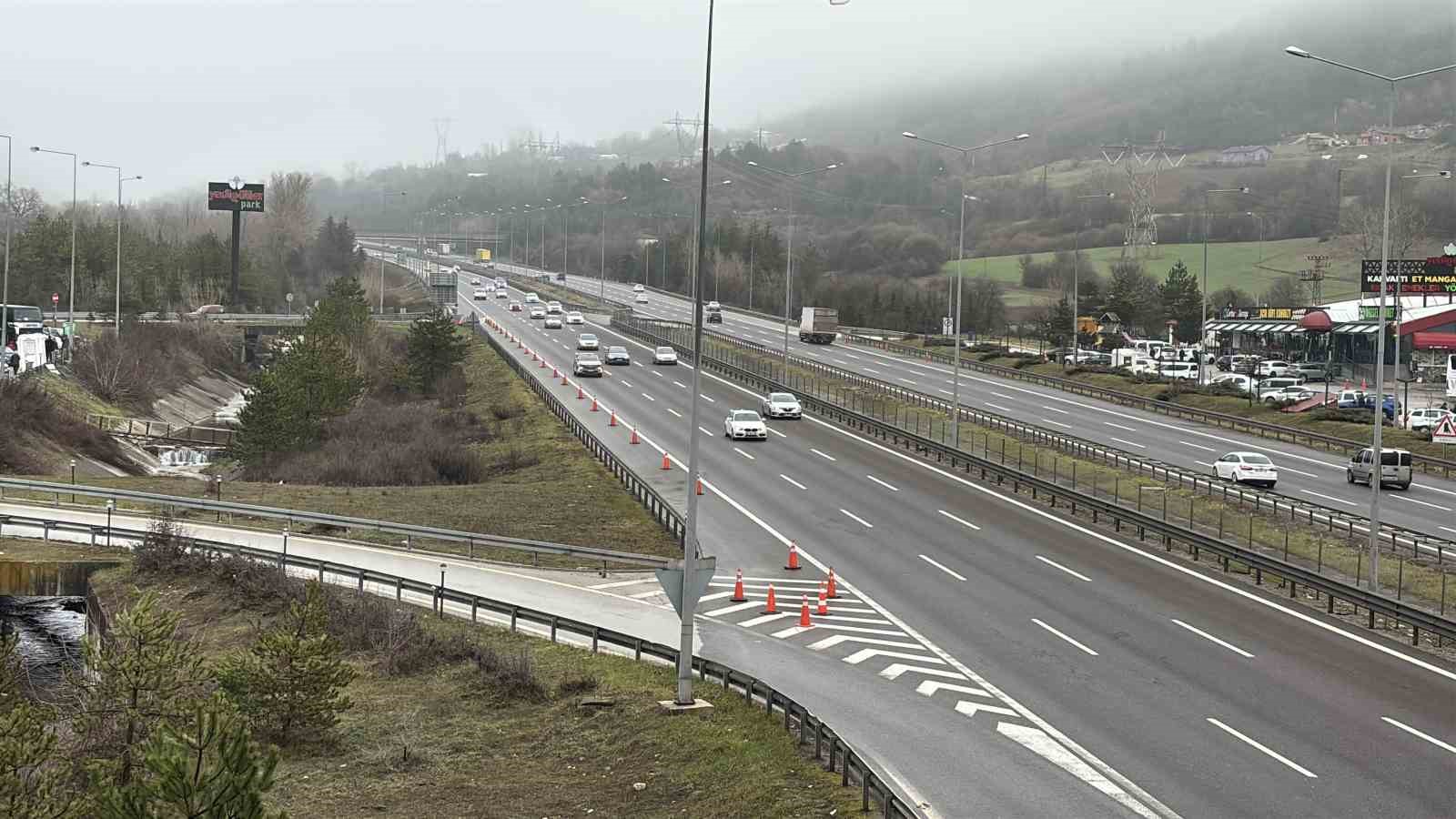 bayram tatili bitiyor donus basladi yollarda bayram trafigi 1 1VrNAdVR