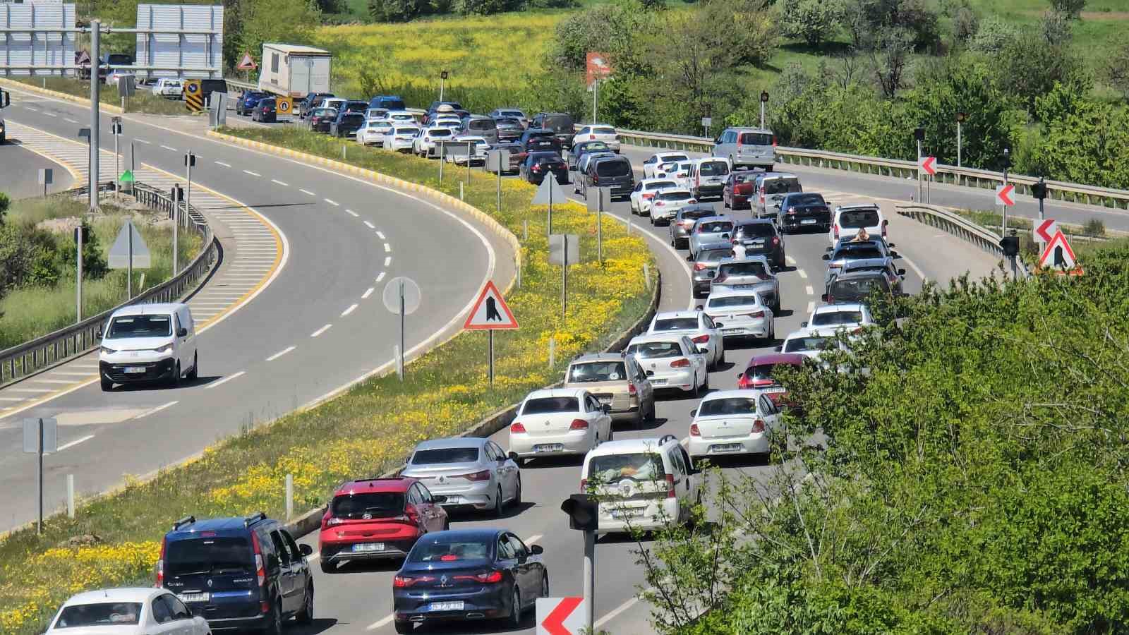 bayram tatili bitti kemikli rampalarinda yogunluk bitmedi 5 XwEKhRqT