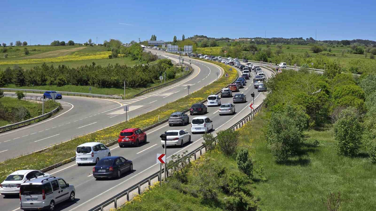 bayram tatili bitti kemikli rampalarinda yogunluk bitmedi 7 sJsYAaIw