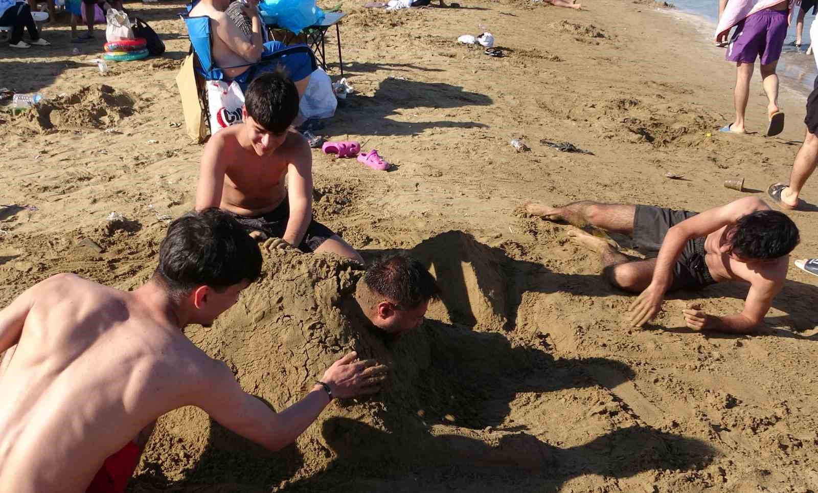 bayram tatili dolu dolu gecti sahillerdeki yogunluk dikkat cekti 7 p9BtLeqR