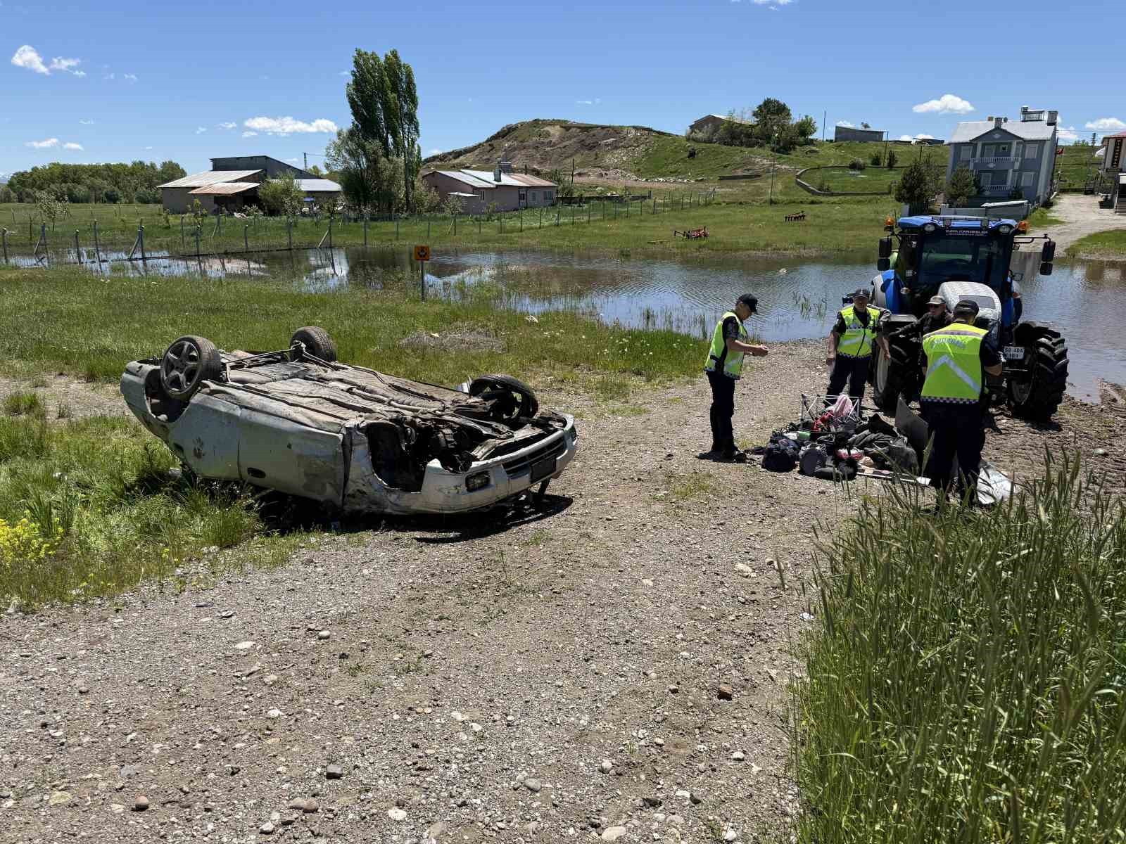 bayram tatili donus yolunda feci kaza 3u agir 4 yarali 3 9CwPIGIP