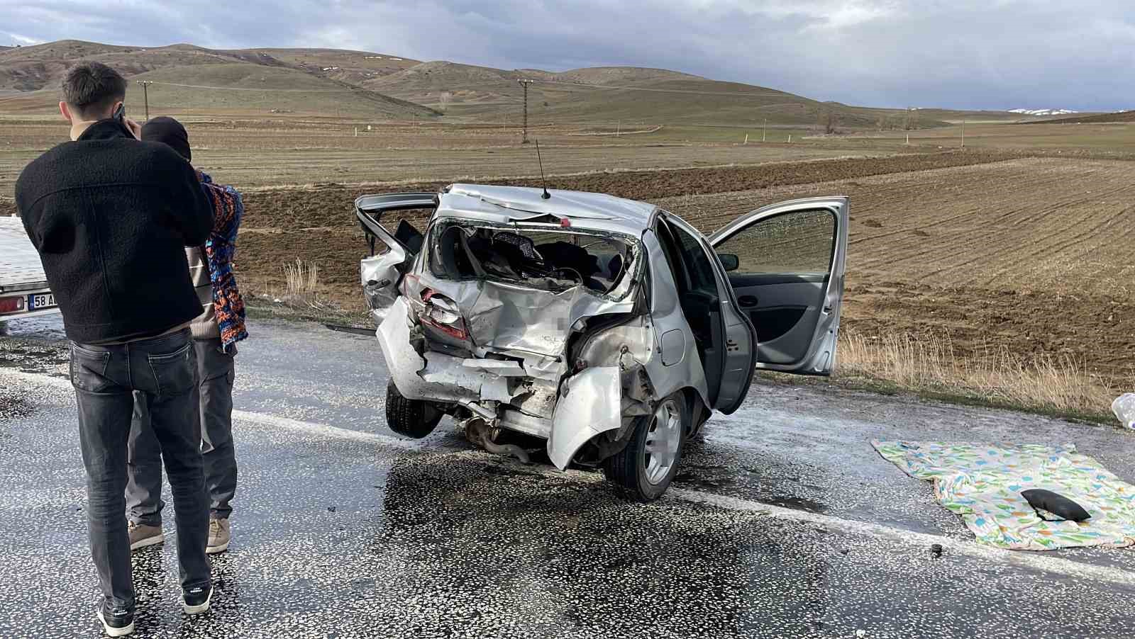 bayram tatili donusu trafik kazasi 1 olu 5 yarali 3