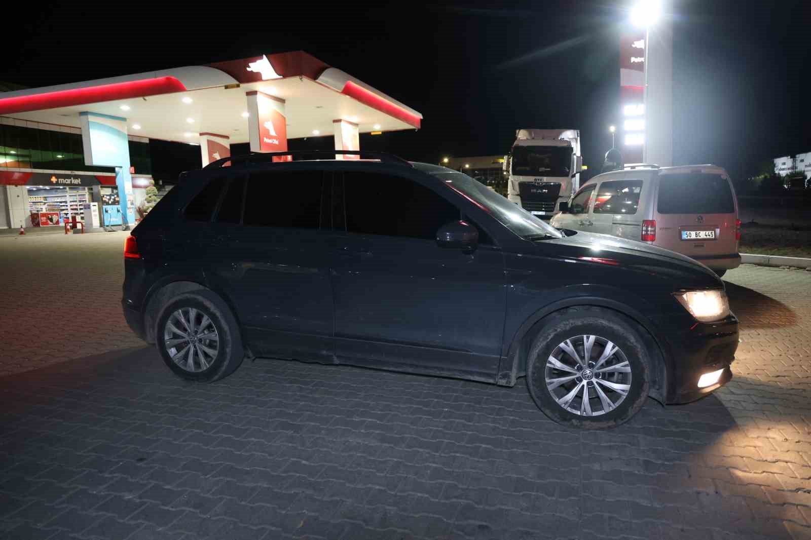 Bayram tatili için aldığı araçla yola çıktı, Nevşehir’de hayatının şokunu yaşadı 6 bayram tatili icin aldigi aracla yola cikti nevsehirde hayatinin sokunu yasadi 2