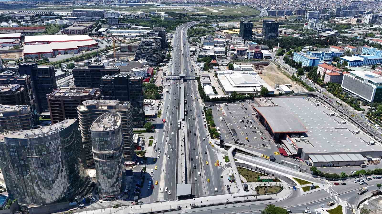 bayram tatili istanbulu bosaltti 0