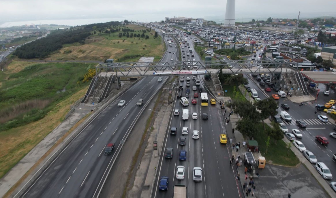bayram tatili oncesi istanbulda trafik yogunlugu yuzde 65e ulasti 1 y5RzjcAa