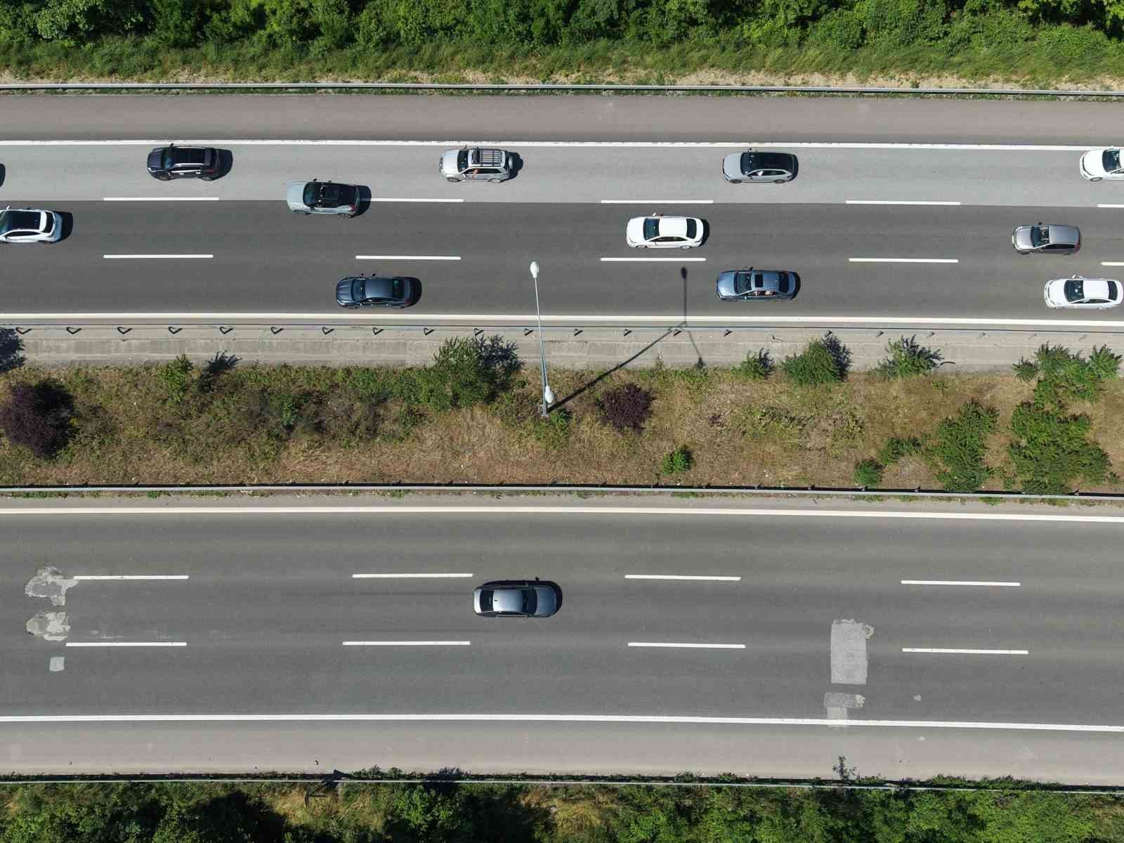 bayram trafigi duzcede etkisini gosterdi 0 7c26BbnG