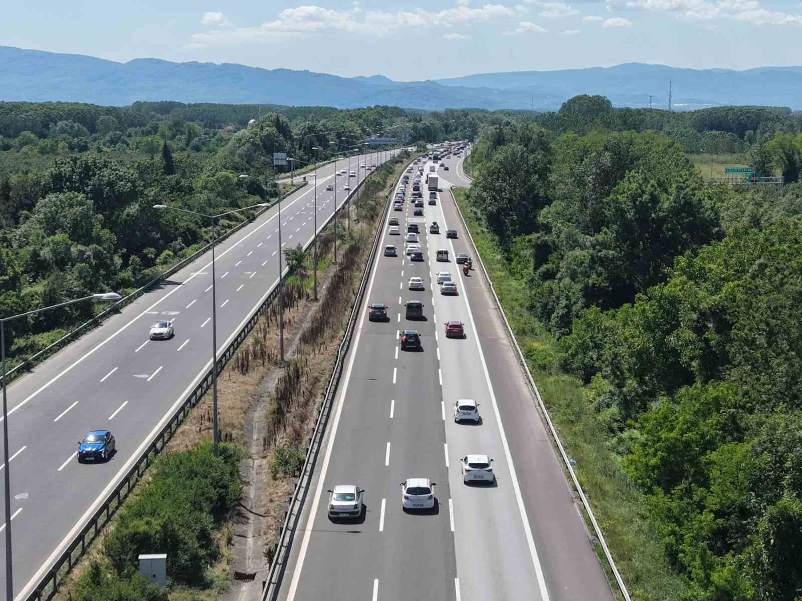 bayram trafigi duzcede etkisini gosterdi 5 s4Ab712w