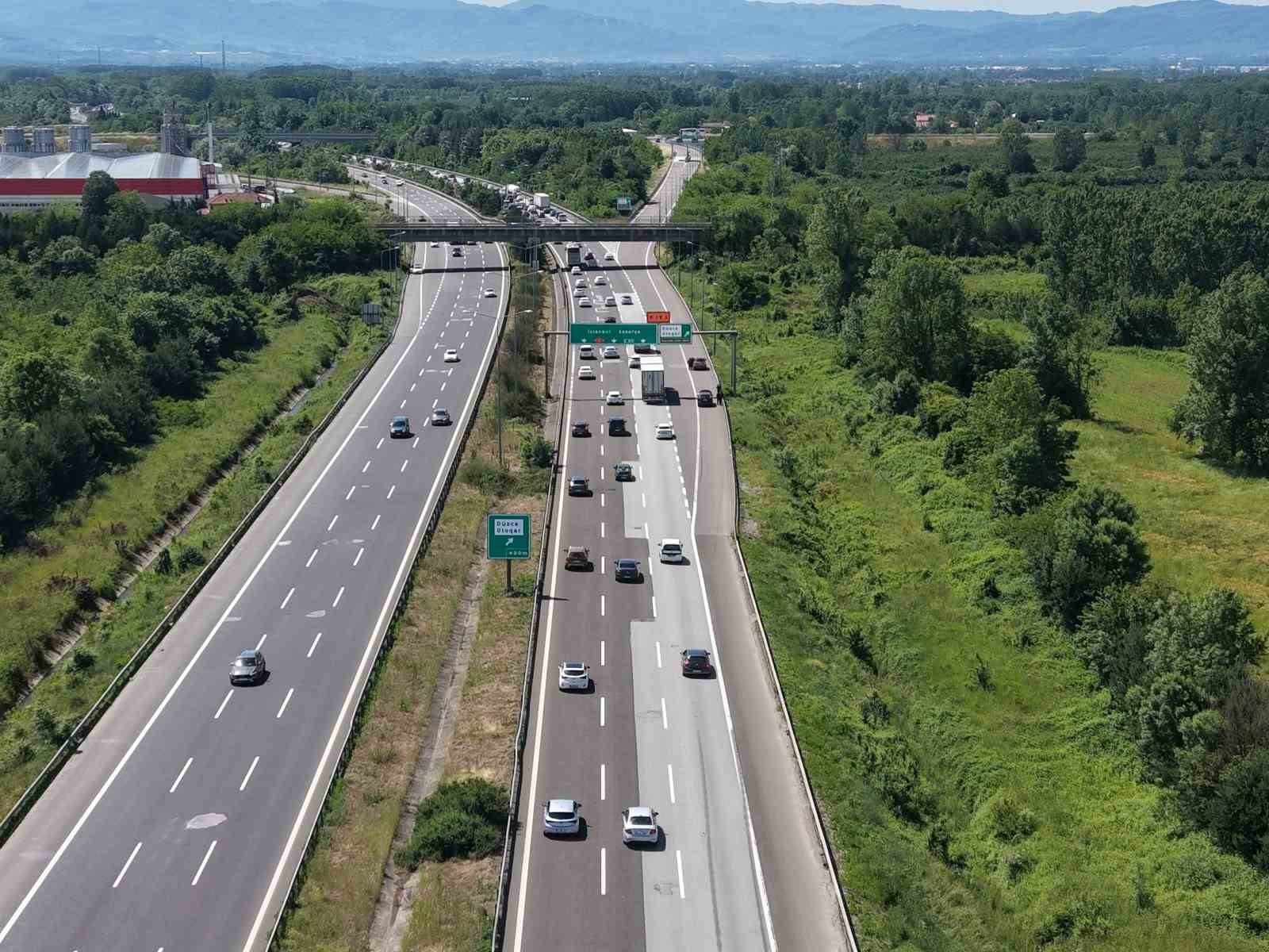 bayram trafigi duzcede etkisini gosterdi 6 zzi3EzXG