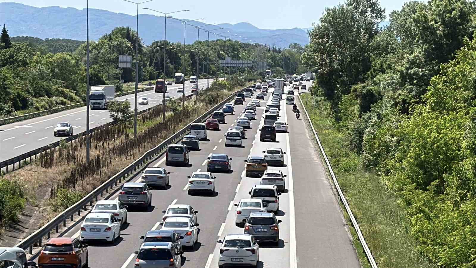 bayram trafigi duzcede etkisini gosterdi 7 sv867JZR