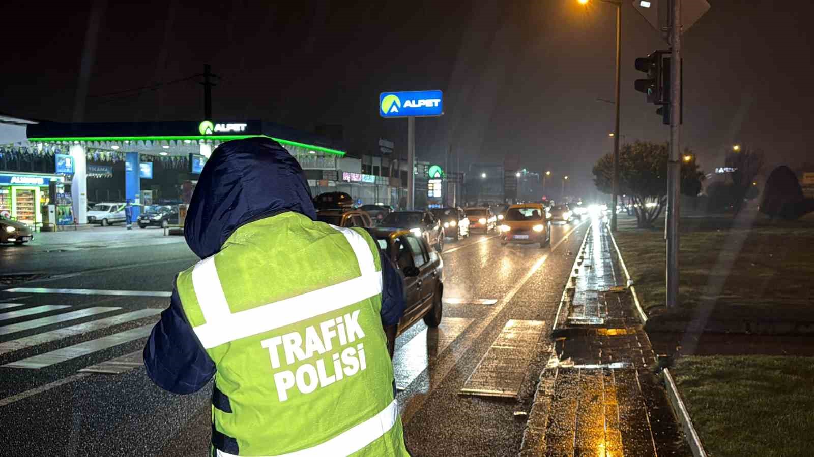 bayram yogunluguna polis mudahalesi 1 9GLD25nF