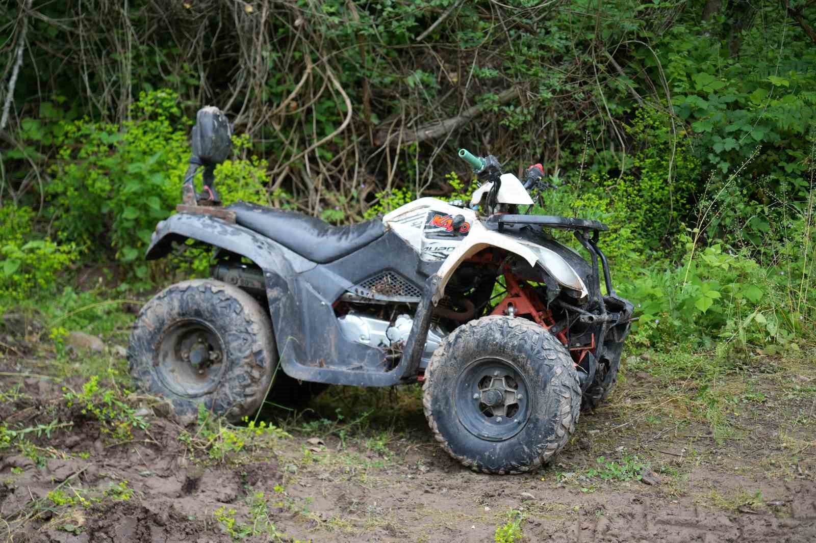 bayram ziyareti felakete donustu atv aracla dereye dusen anne ogul hayatini kaybetti 2 ZjFZWBq7