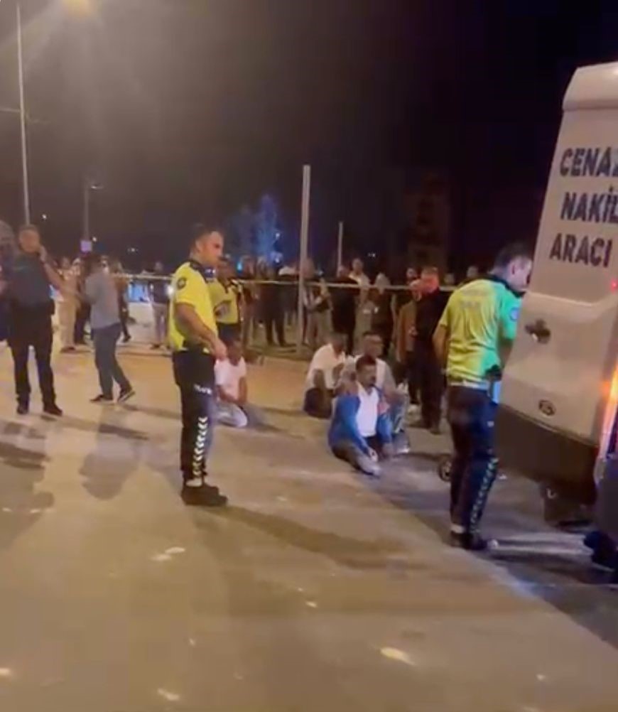 bayram ziyaretinden donen 16 yasindaki cocugun hayatini kaybettigi kazanin guvenlik kamerasi ortaya cikti 4 fq4vt9bk